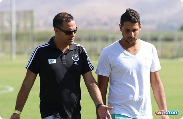 אורן דניאל (משמאל) (עודד חסין)